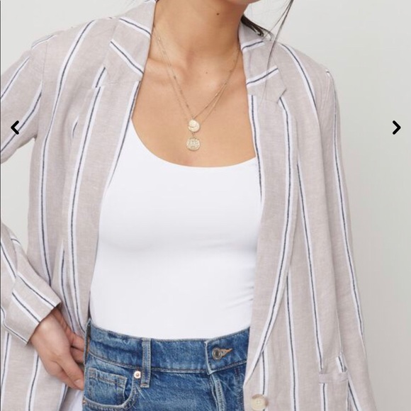 Blazer - Picture 2 of 6